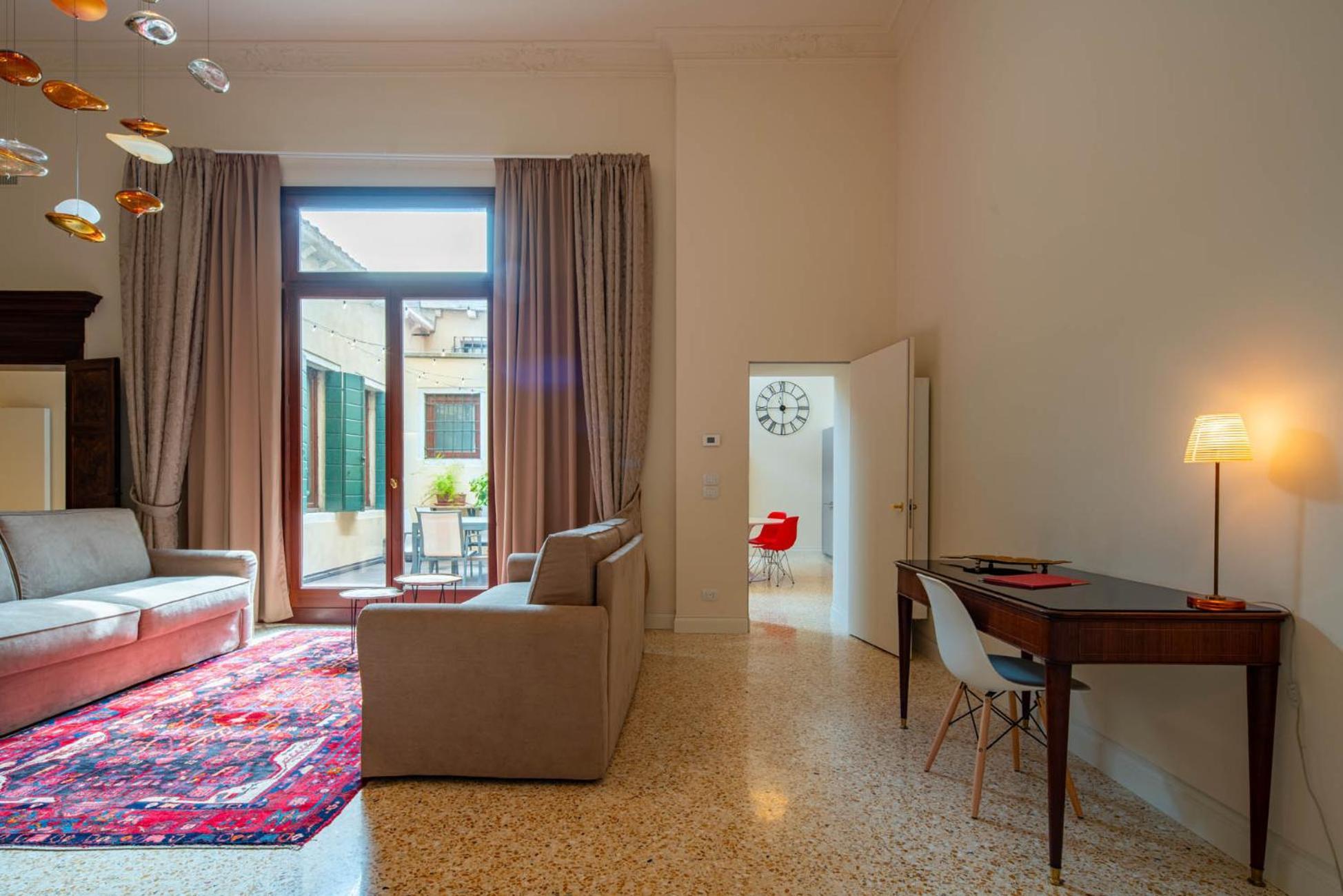Ca' Longo Palace Damasco Венеция Экстерьер фото